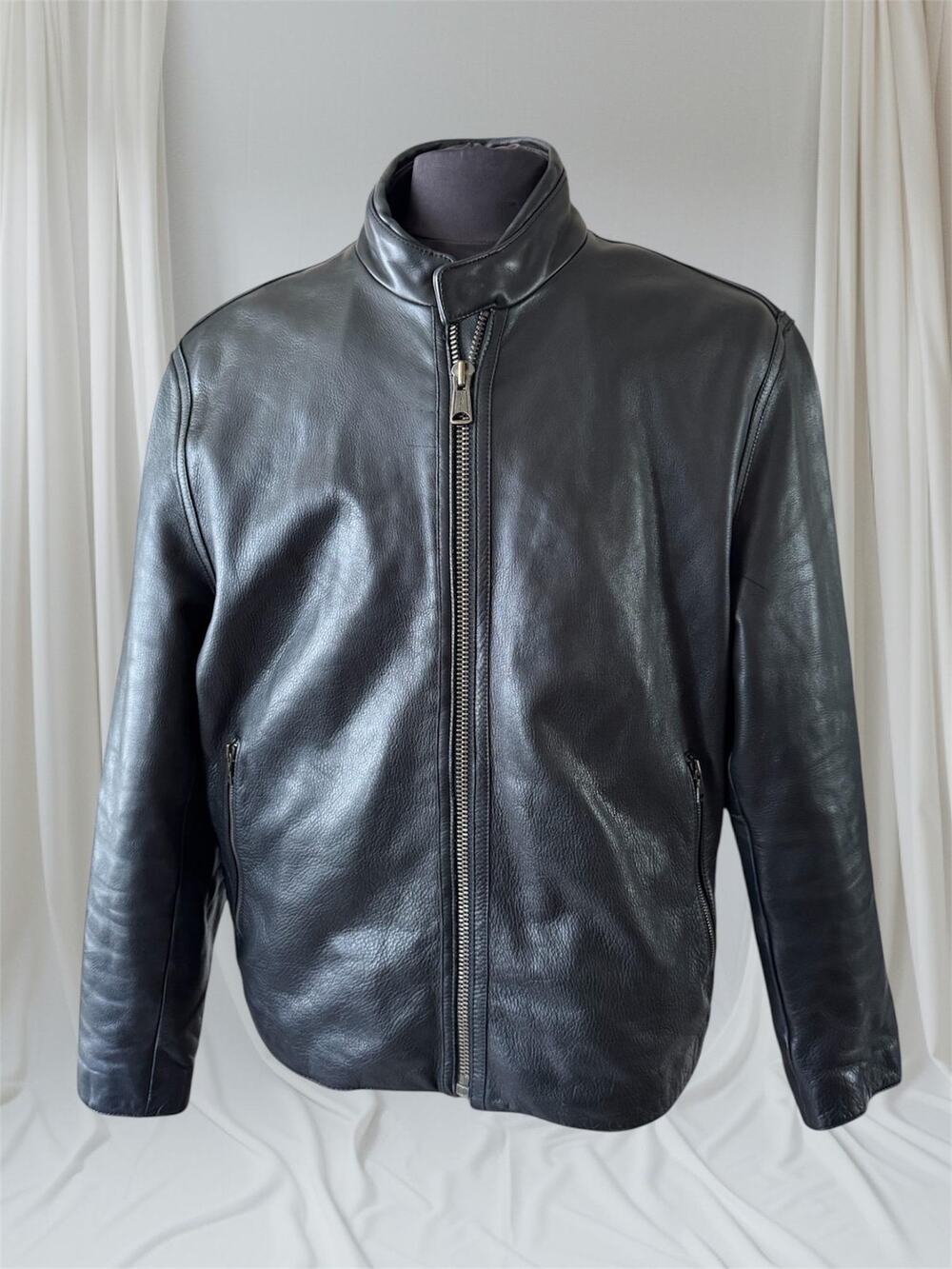 Men's Black Leather café racer style Jacket, XL